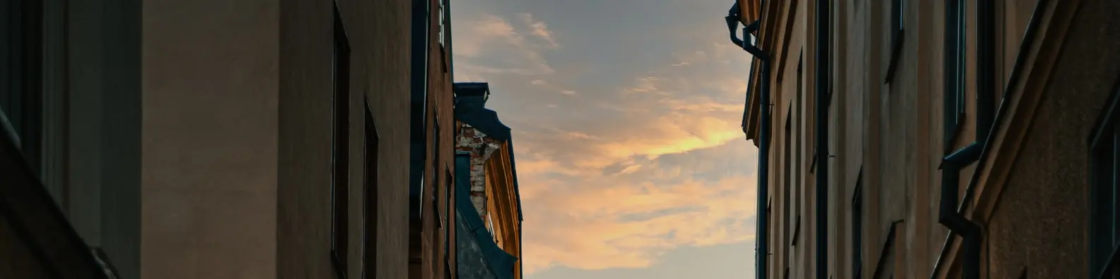 Floating Sky Scene Banner