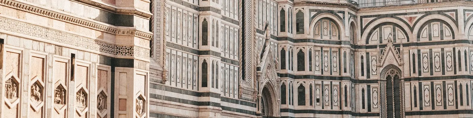 Well Designed Facade Photo